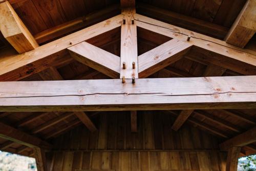 Ferme latine en douglas